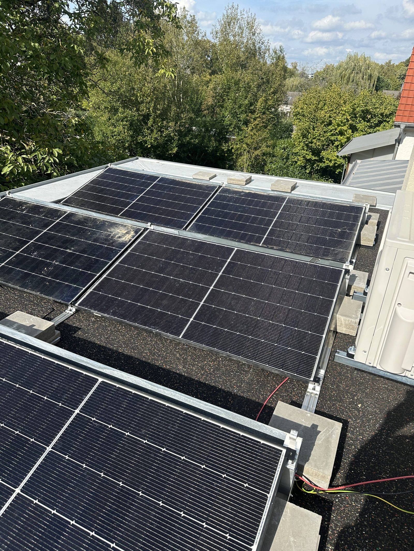Installation photovoltaïque sur toiture d'une maison